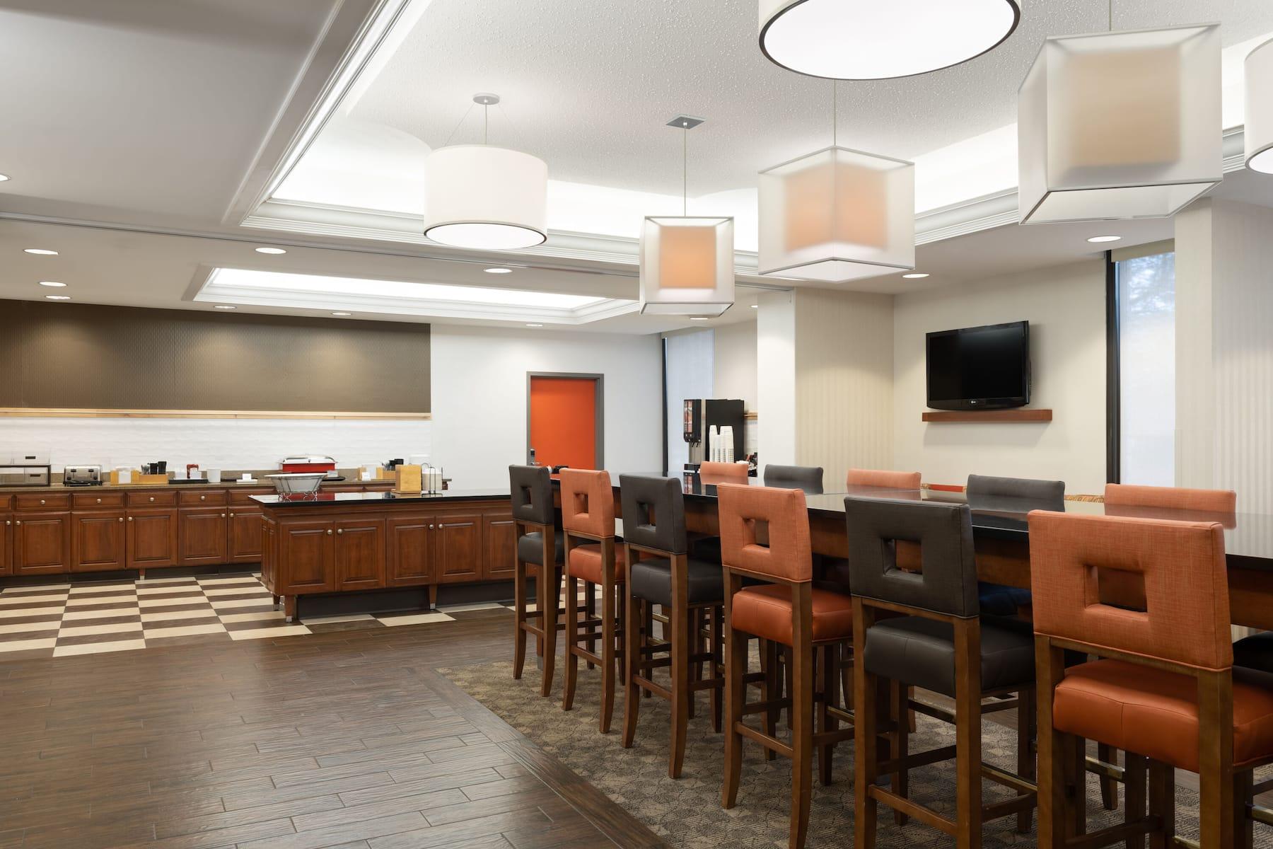 Wingate By Wyndham St Louis Airport Hotell Saint Ann Eksteriør bilde
